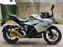 Suzuki Gixxer SF